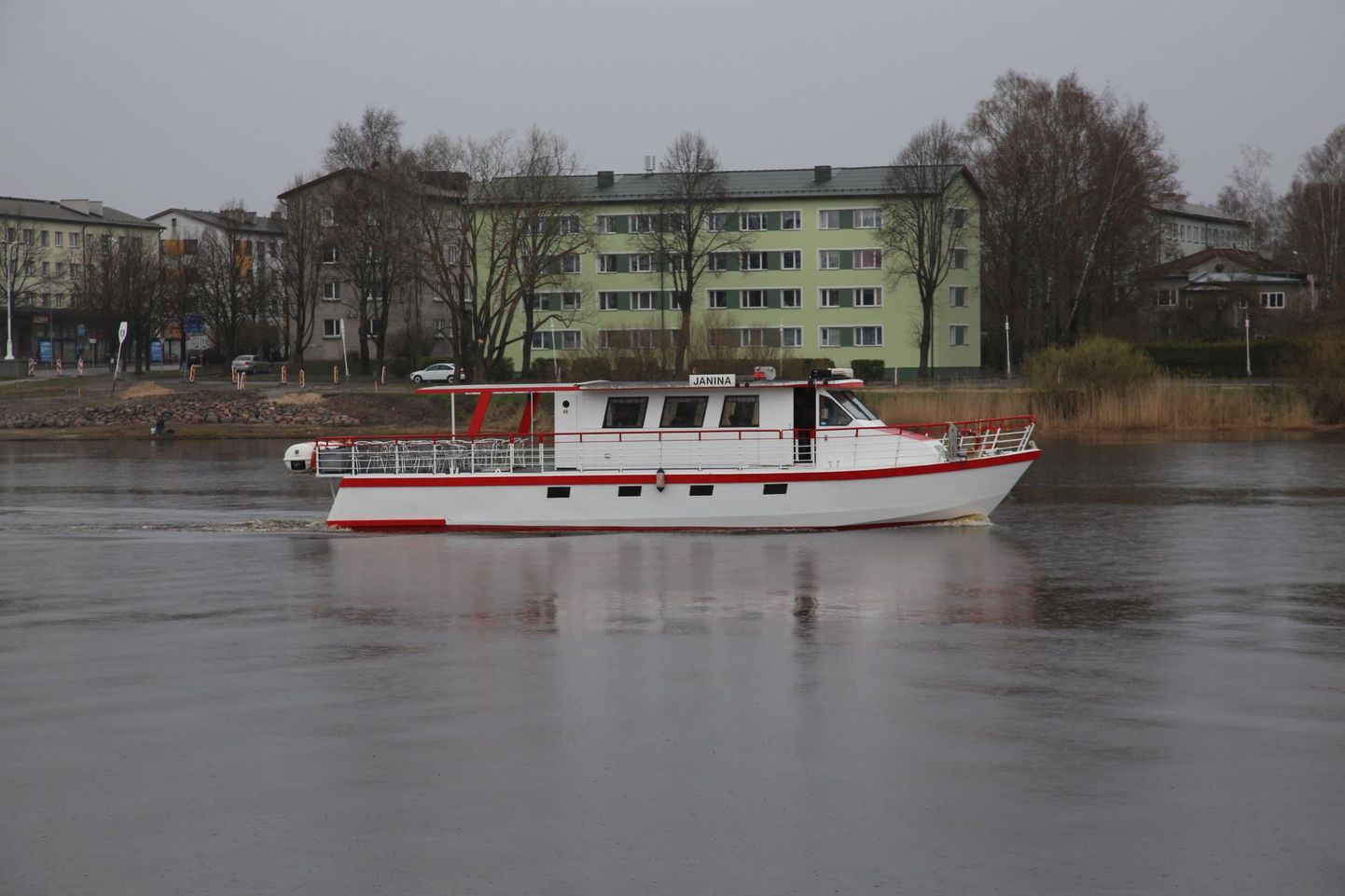 Lustilaeva Pärnu saabumine Ahvenamaalt Pärnusse veel Janina nime all.