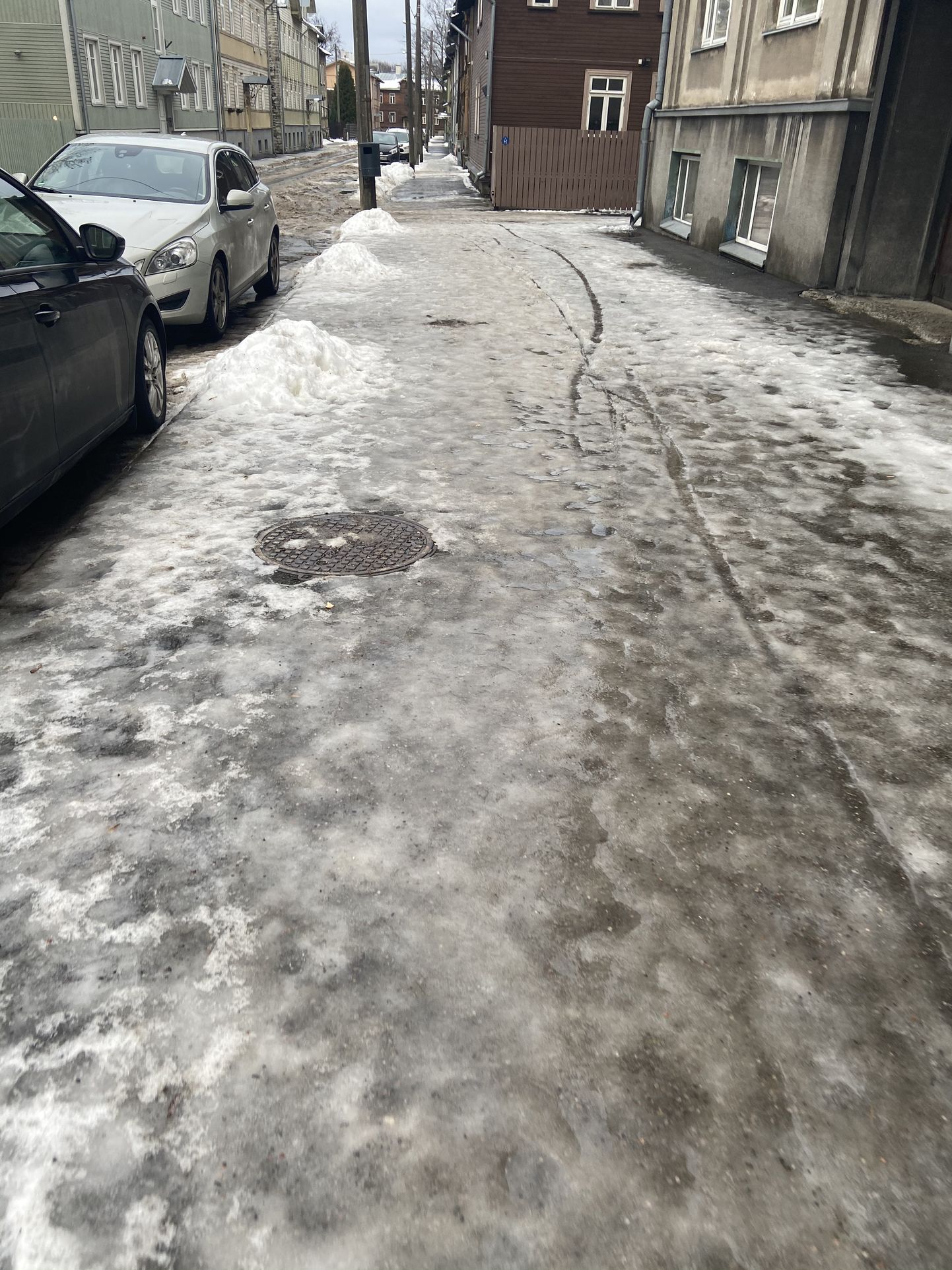 Таллиннский тротуар.