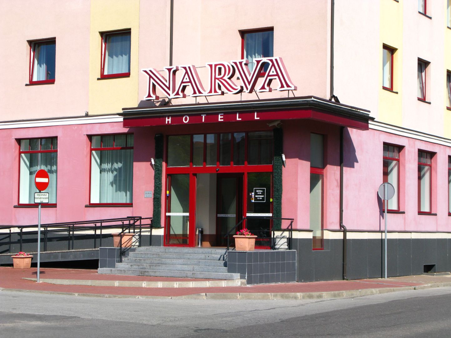 Narva hotell. Pilt on illustreeriv.