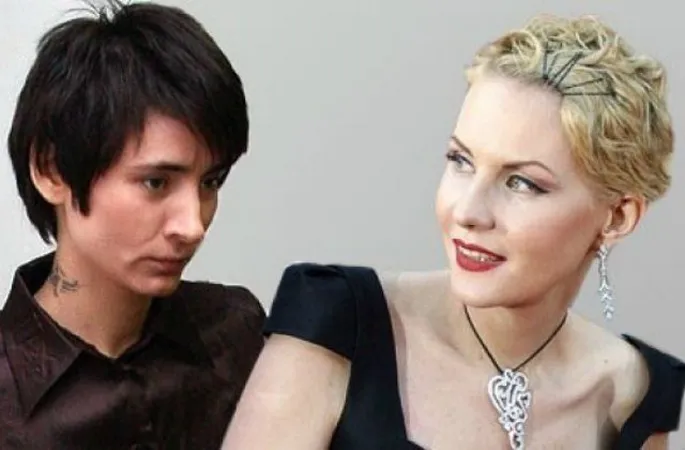 ВКонтакте желісіндегі анамның үйдегі видеосы