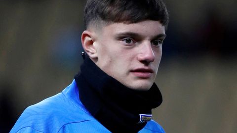 "Liverpool" vienojas ar "Parma" par aizsarga Leoni iegādi