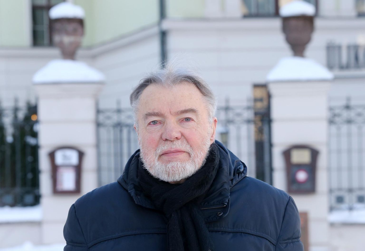 Kirjandusteadlane ja tőlkija Jüri Talvet peab elutööpreemia saamist eeskätt tunnustuseks eesti kirjandusele ning kirjandusteadusele.