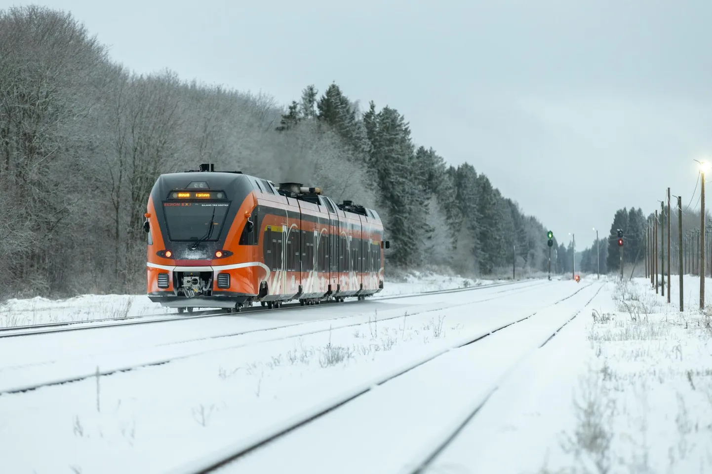 Tallinna–Narva liini viiele rongile lisandub järgmise aasta septembris kaks raudruuna.