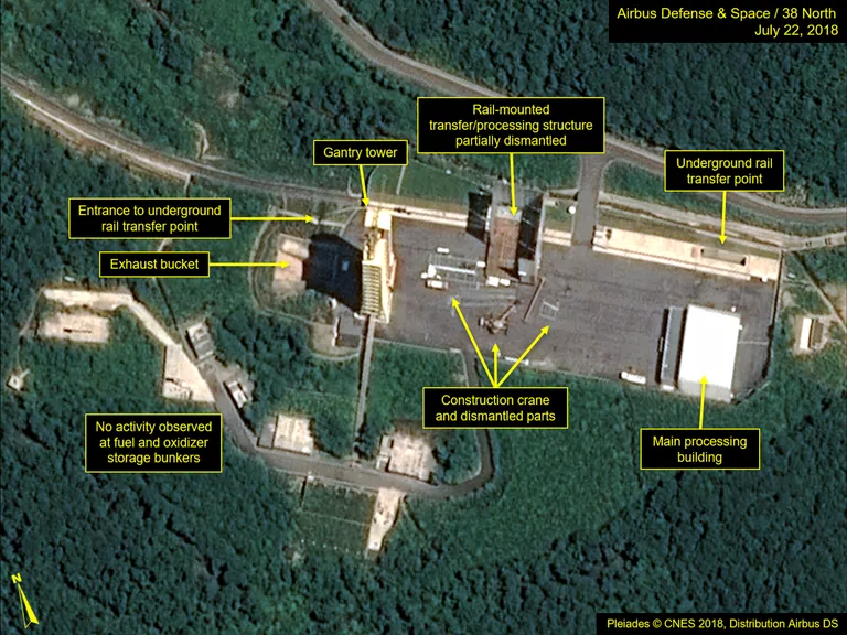 38 Northi poolt avaldatud satelliidipilt Sohae komodroomist.