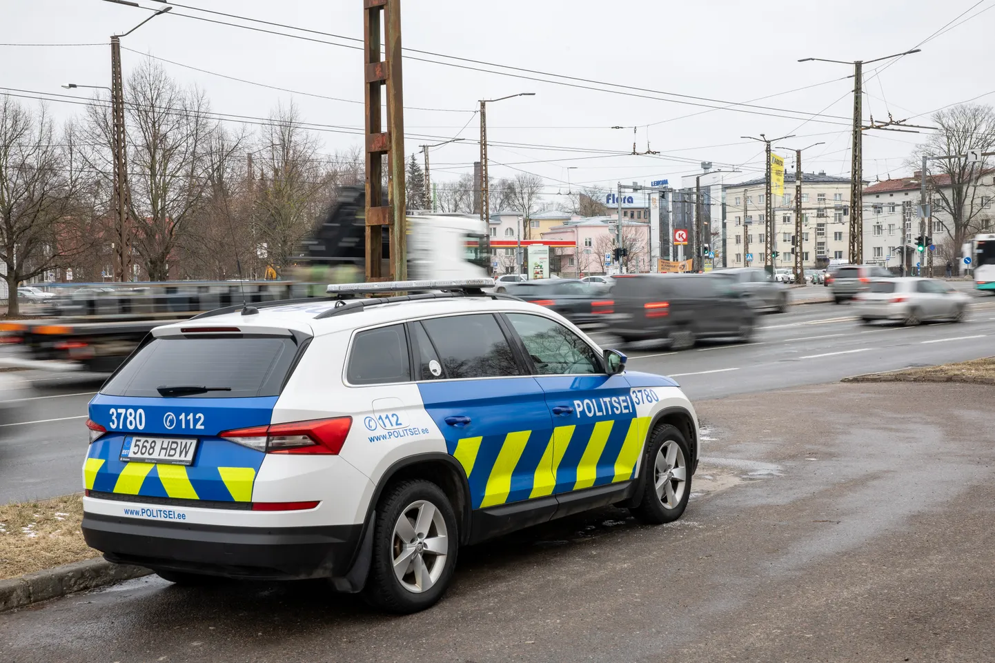 Politseigi said reedel pisut kergemalt hingata, sest raskeid liiklusõnnetusi sel päeval Eestis ei juhtunud.