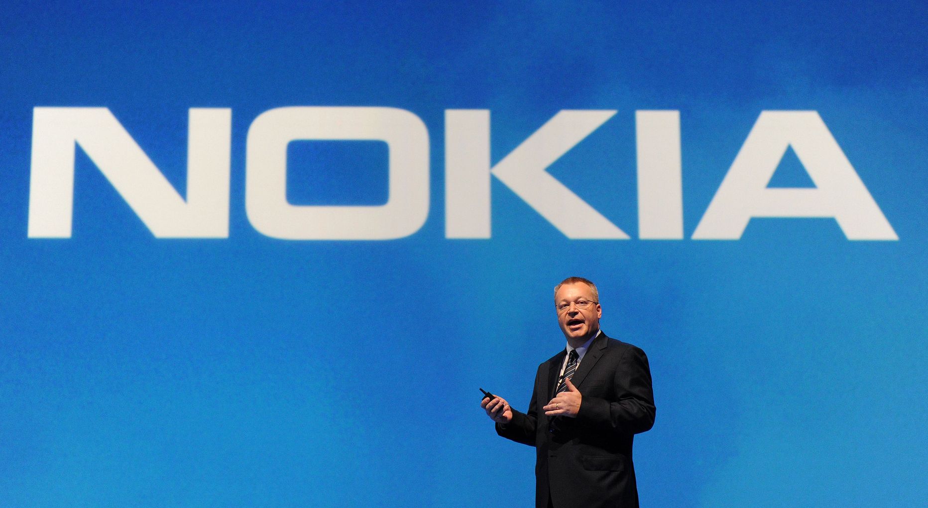 Nokia juht Stephen Elop oktoobri lõpus ettevõtte uusi telefone tutvustamas.