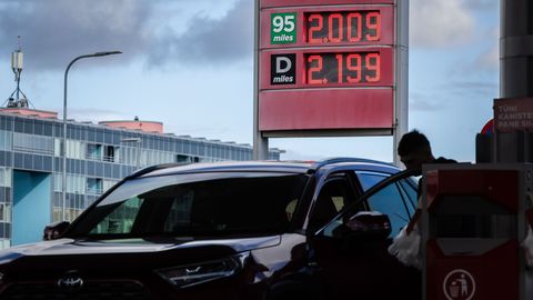 GRAAFIK ⟩ Kütuste järsk kallinemine sunnib riike langetama aktsiise. Kas Eesti läheb trendiga kaasa?