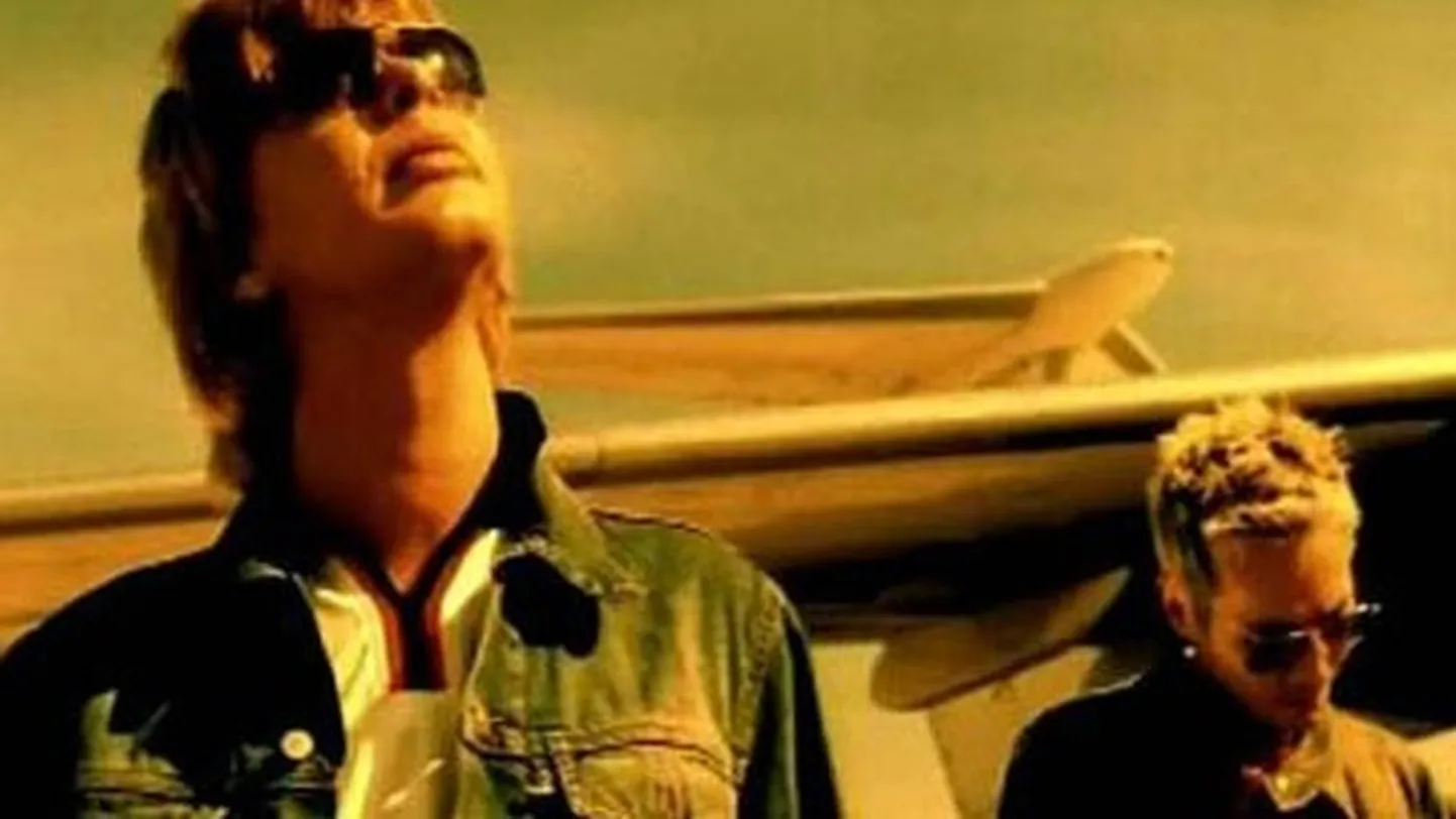 Иванушки international золотые облака 2002 год. Песня золотые облака иванушки интернешнл. Иванушки золотые облака клип. Песня золотые облака иванушки интернешнл. Иванушки интернешнл 1996 год.