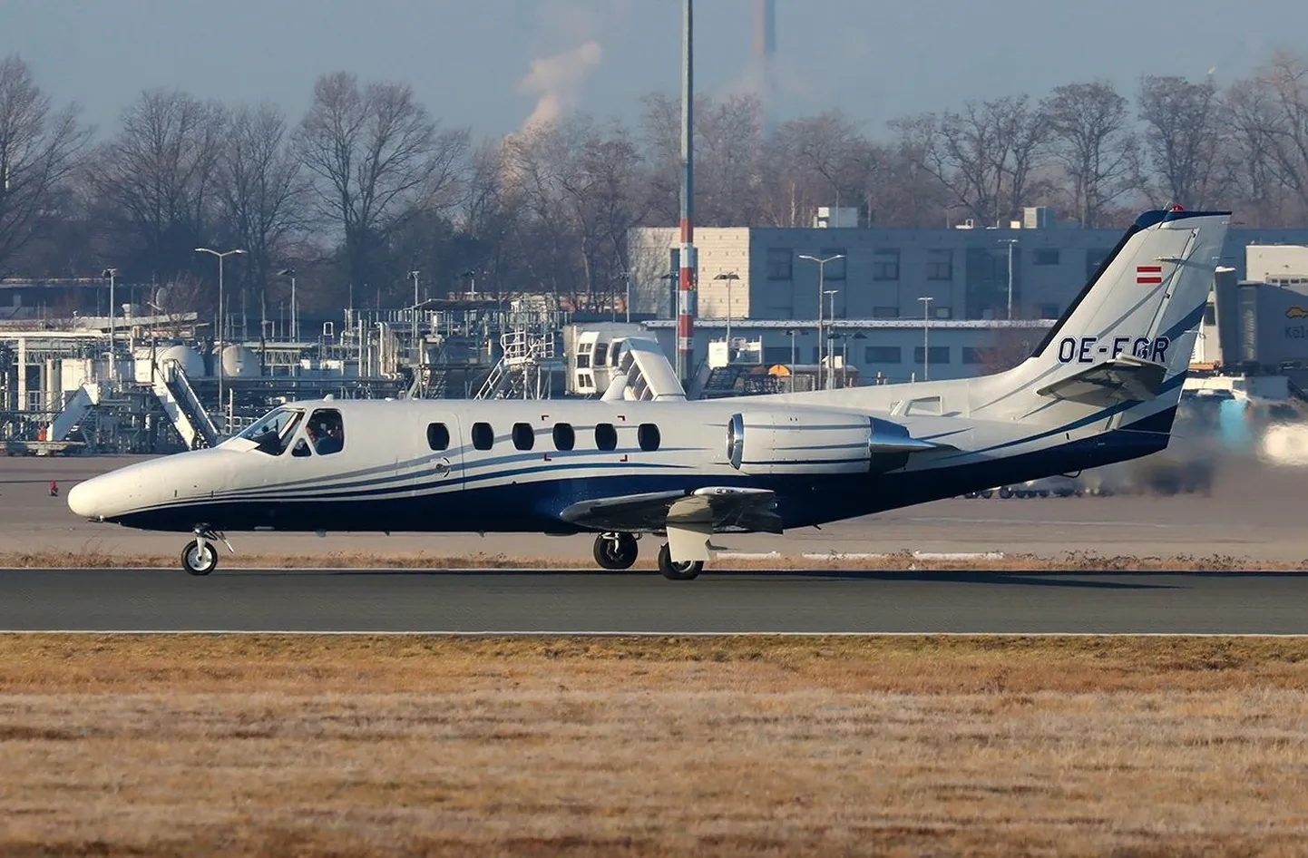 Lidmašīna "Cessna-551".