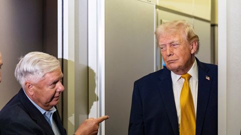 Trump backs Graham-initiated Russia sanctions package