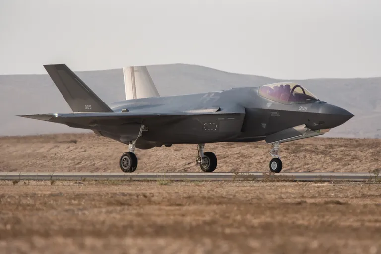 F-35 hävitaja.