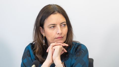 Karmen Joller laikis Märtsini lastepornokohast vabanduskirja ja kommenteeris tema postitusi hiljemgi