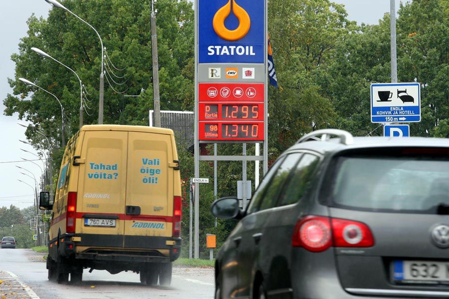Viljandis Statoili teenindusjaamas maksis kalleim kütus, bensiin 98 Ultima eile pärast hinnatõusu 1.34 eurot ehk 20.97 krooni.