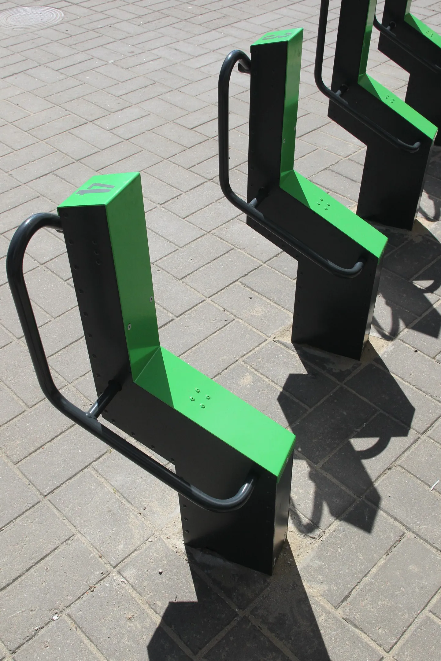 Innovaatiline rattaparkla on lukustatav mobiiltelefoniga.