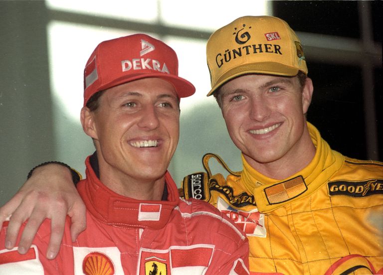 Michael Schumacher ja ta noorem vend Ralf Schumacher 22. juulil 1997 Kerpeni lähedal asuval kardirajal