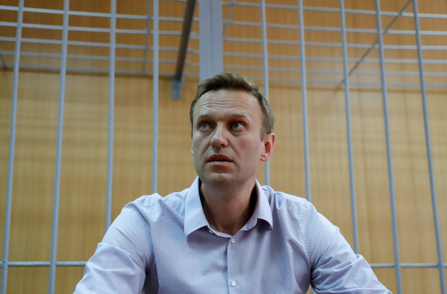 Vene opositsiooniliider Aleksei Navalnõi on eksvangide sõnul suure psühholoogilise pinge all.