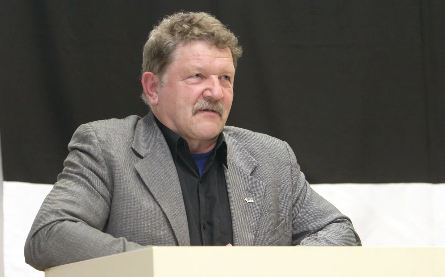 Valimisliidu Uus Õiglane Jõud esinumber Tiit Madisson.