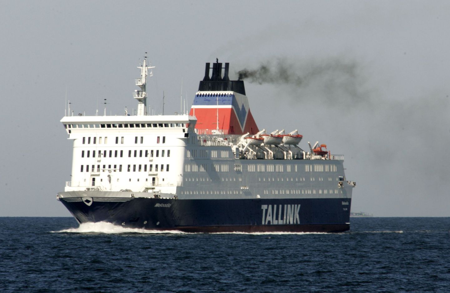 Bluefort Meloodia nime all ja Tallinki värvides aastal 2006.