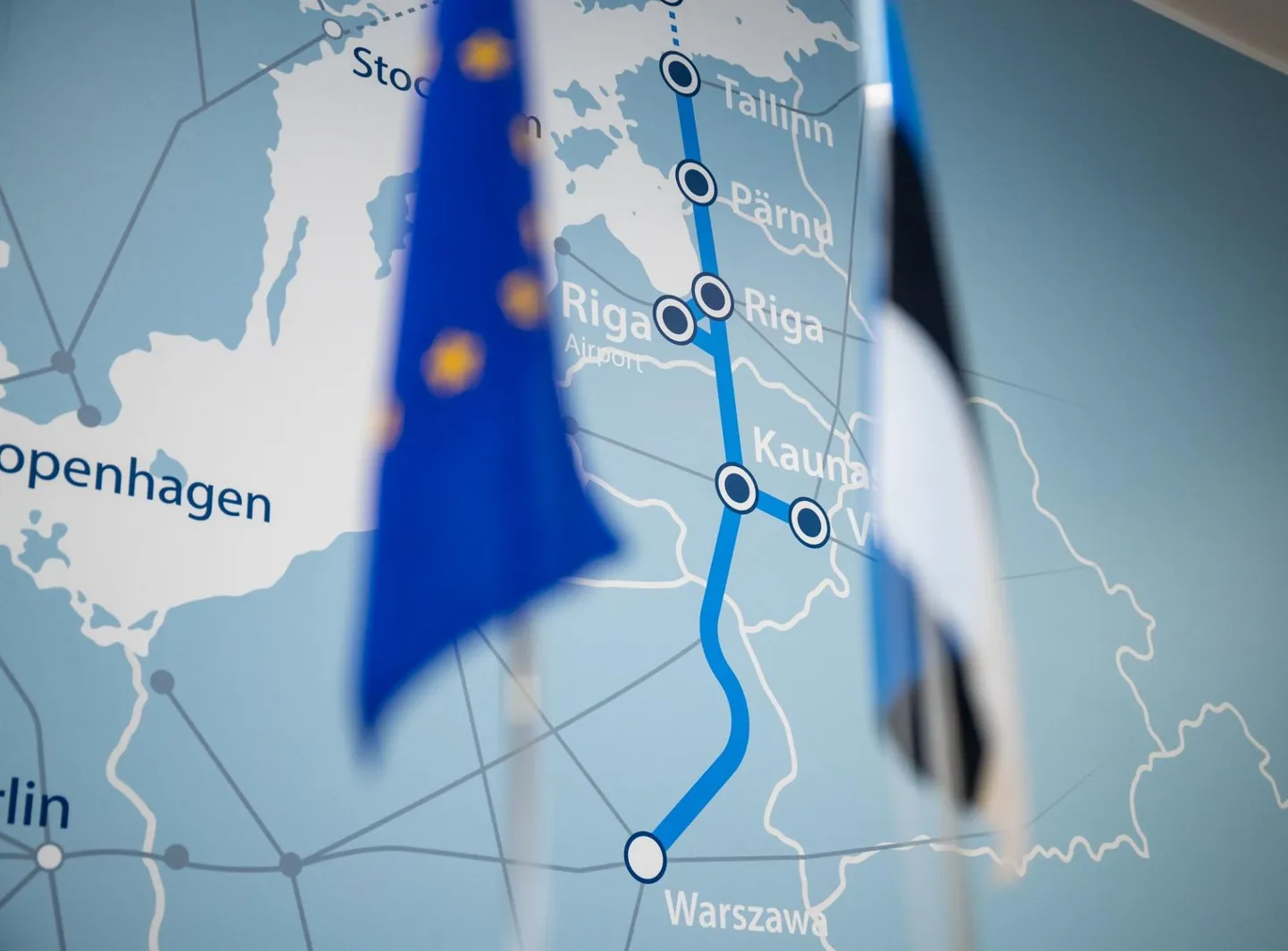 Rail Balticu ühisettevõte RB Rail AS kuulutas kaablimaterjalide tarnimiseks välja esimese avaliku konsolideeritud materjalide raamhanke esimese etapi, mille maksumus ulatub ligi 46 miljoni euroni.