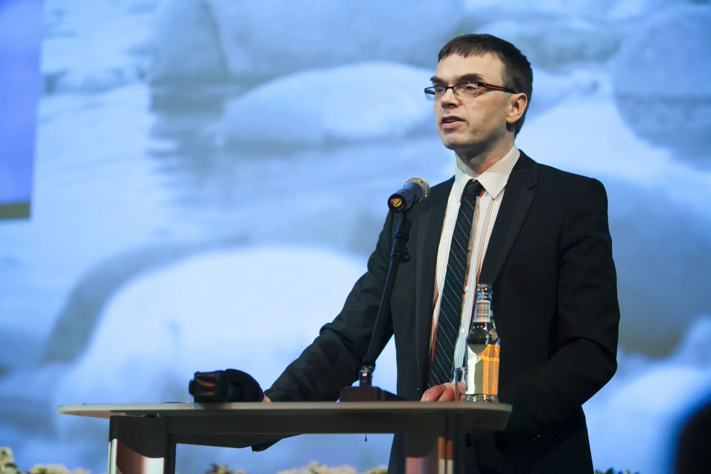 Sven Mikser.