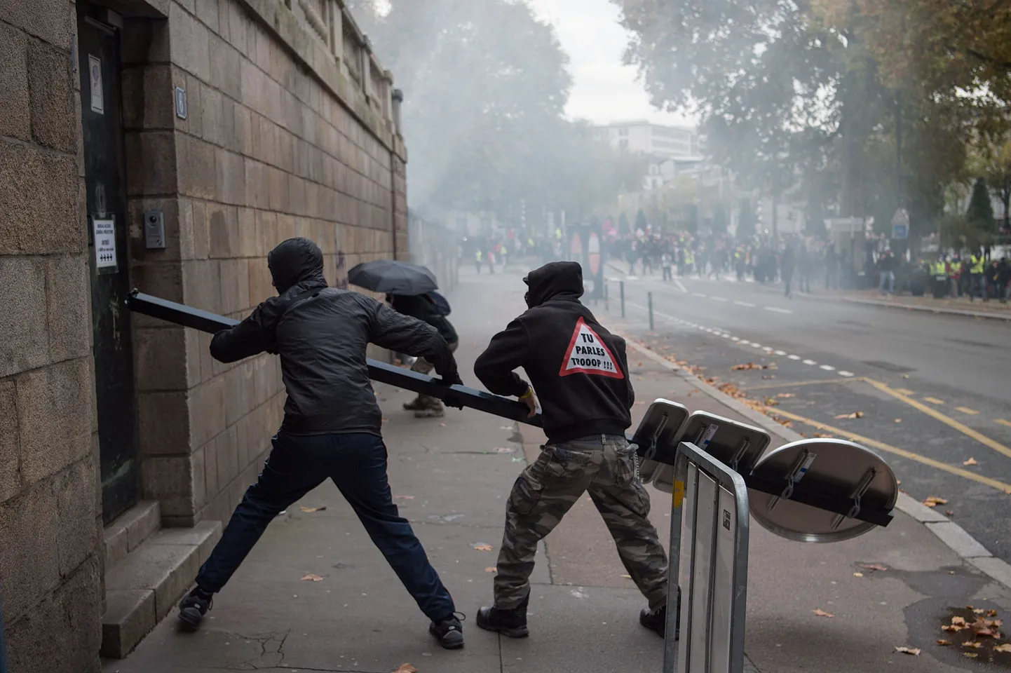 Протесты в Париже. 16 ноября 2019 года.