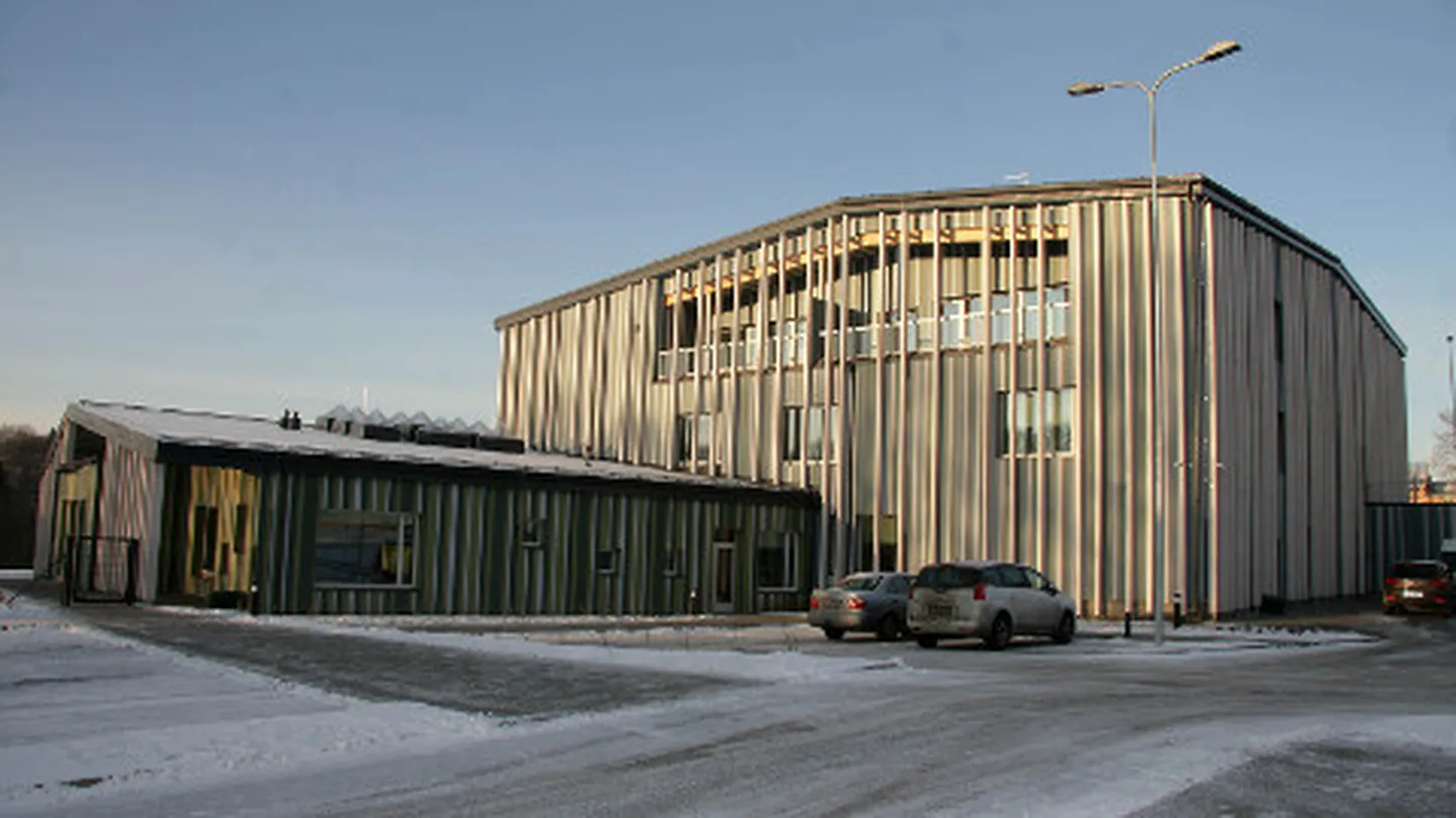 Sinimäe põhikooli ehitushange oli tõenäoliselt üks neist hangetest, mis Vaivara valla korruptsiooniriski kõrgele kergitas.