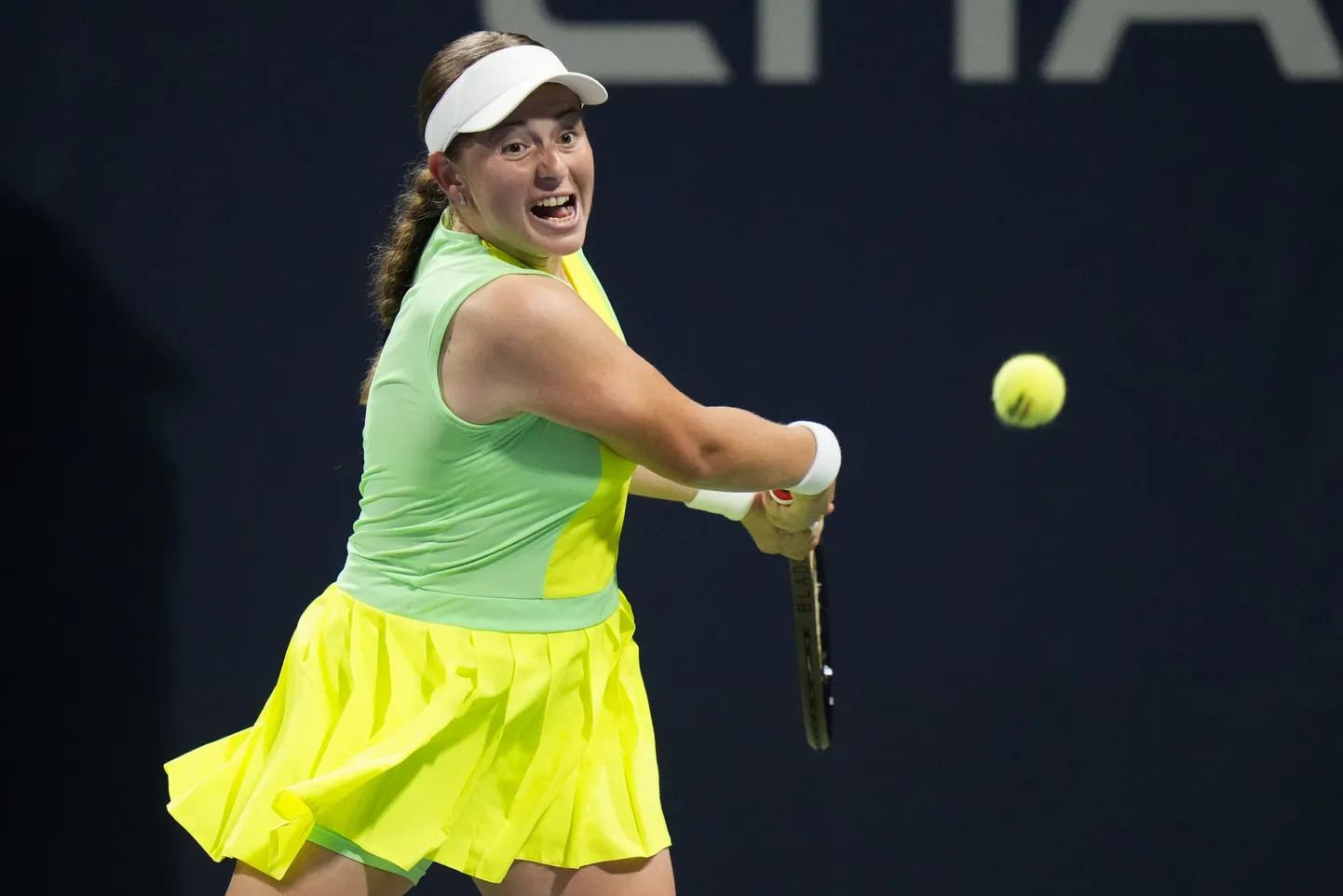 Latvijas tenisiste Aļona Ostapenko