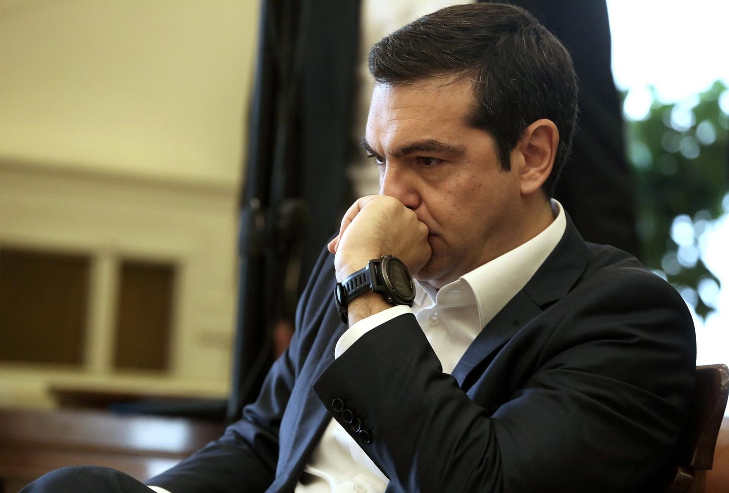 Kreeka peaminister Aléxis Tsípras on pidanud valitsuse püsimise nimel kaalule panema enda usalduse.