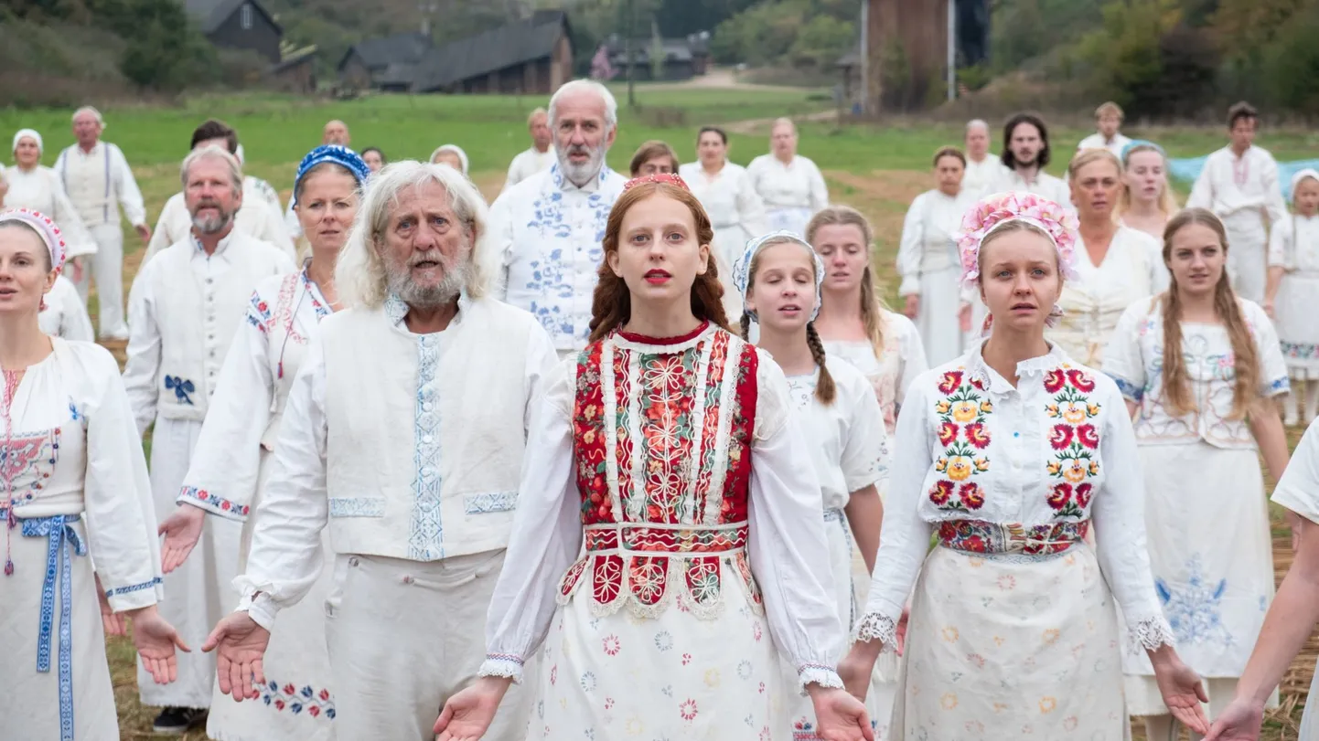 Peaaegu kogu «Jaanipäeva» tegevus on jäädvustatud päikesevalguses.
