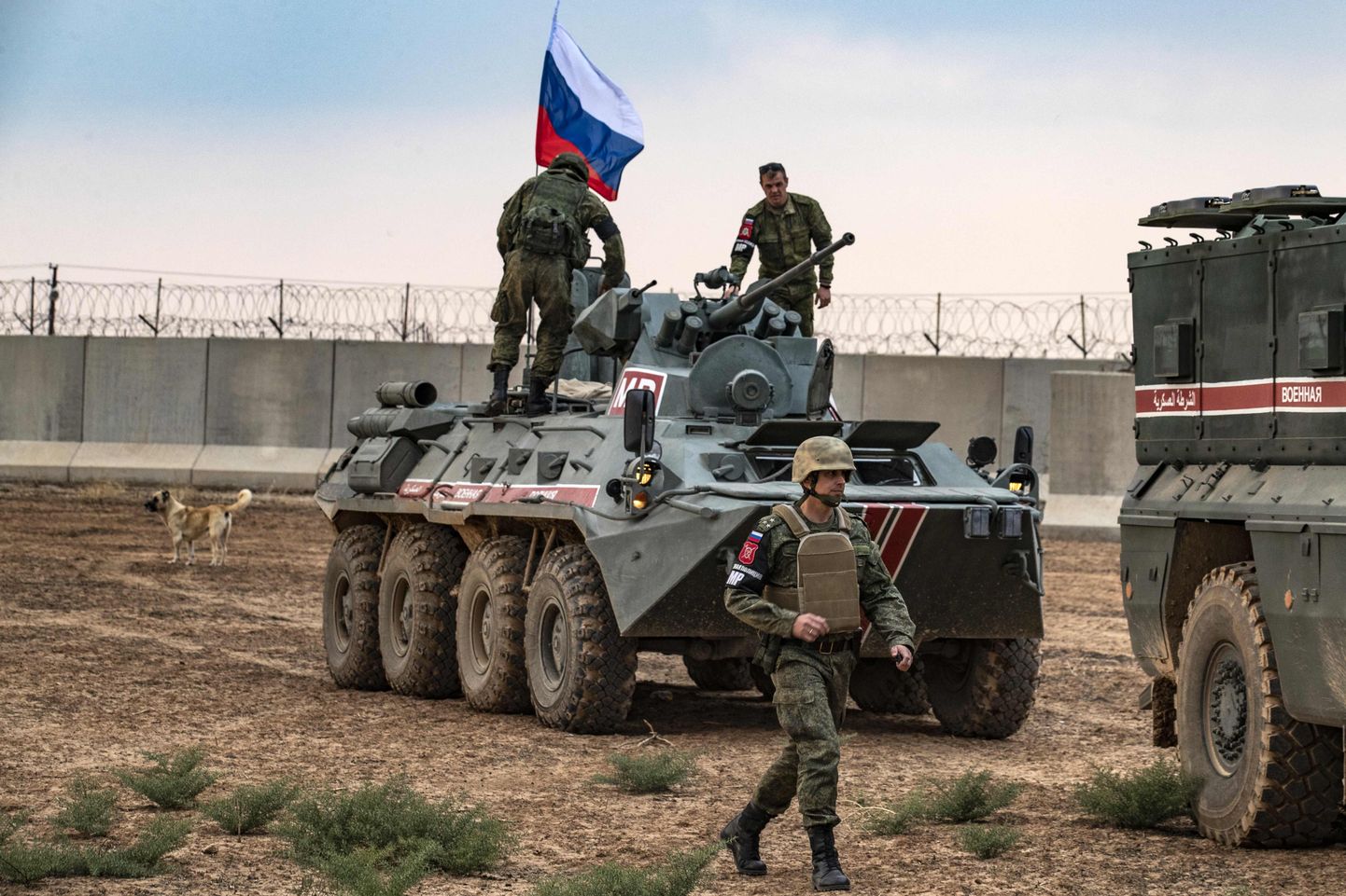 Vene sõdurid koos Türgi ametivendadega ühispatrullil Kirde-Süürias Hasakeh´ provintsis 1. novembril.