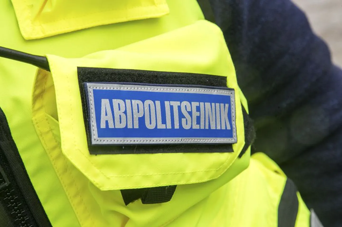 Politsei jättis kuriteoteate uurimisel kahe silma vahele teise episoodi, kus Volkswageni ja BMW tegevuse tulemusena olid öised sõitjad sunnitud peatuma nii, et nad ei saanud enam sõita ei edasi ega tagasi. Sellisel tegevusel on küll ebaseadusliku vabaduse võtmise tunnused.