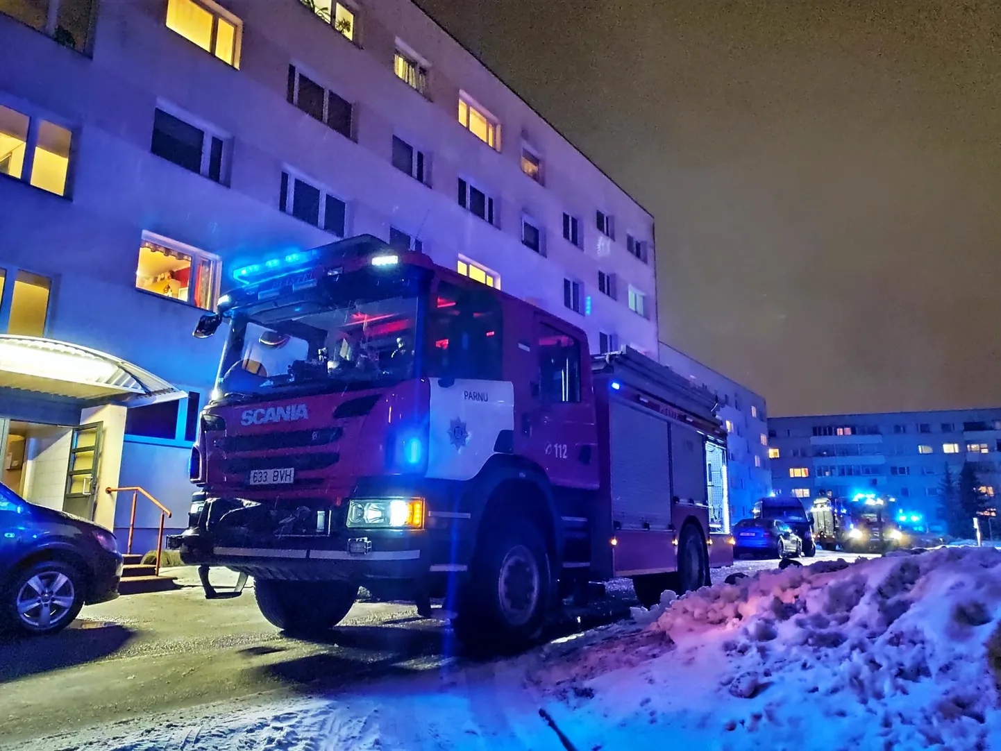 Pärnus Mai tänaval tekitas seina vahele pääsenud säde põlenguohu.