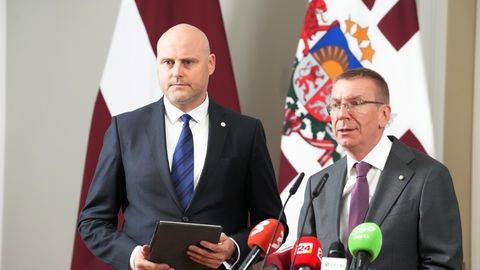 ТРАНСЛЯЦИЯ ⟩ Кулбергс и Ринкевич информируют о новостях в формировании нового правительства