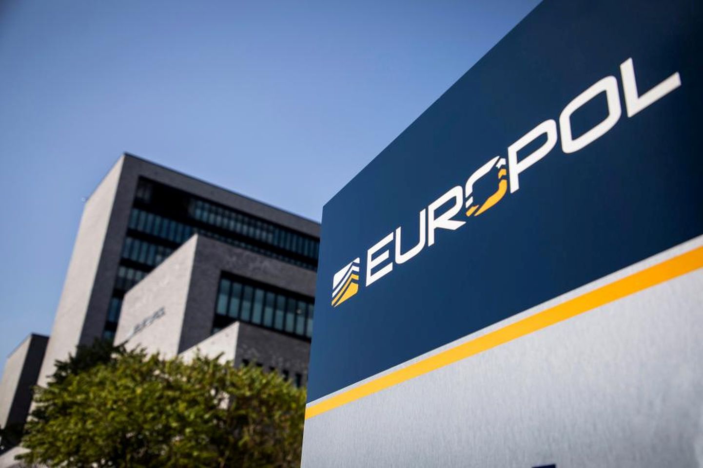 Europoli peakorter.