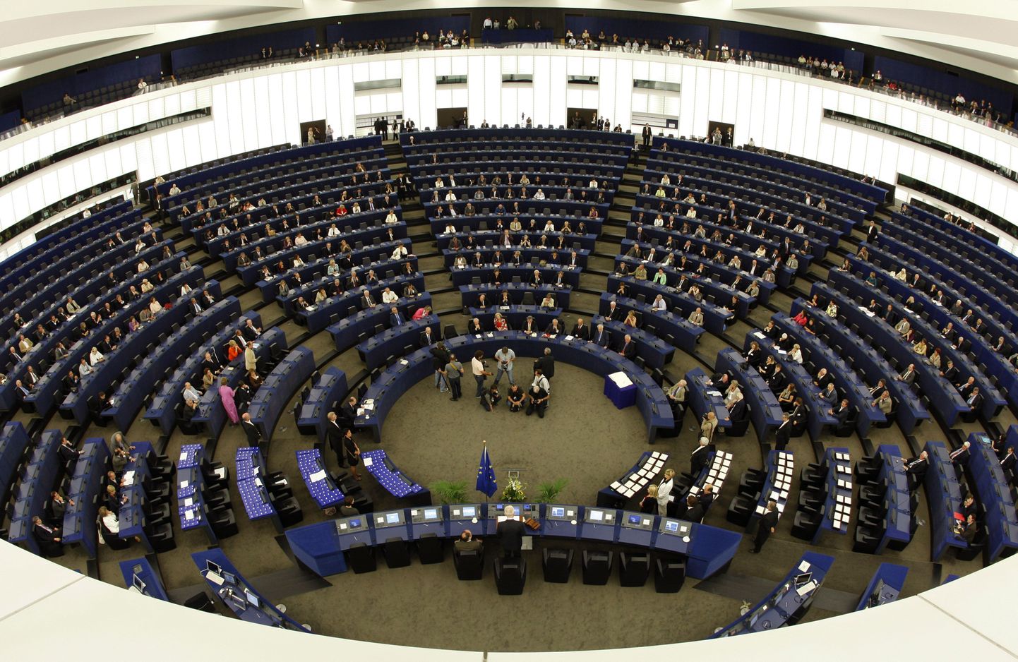 Вид на Европейский парламент.