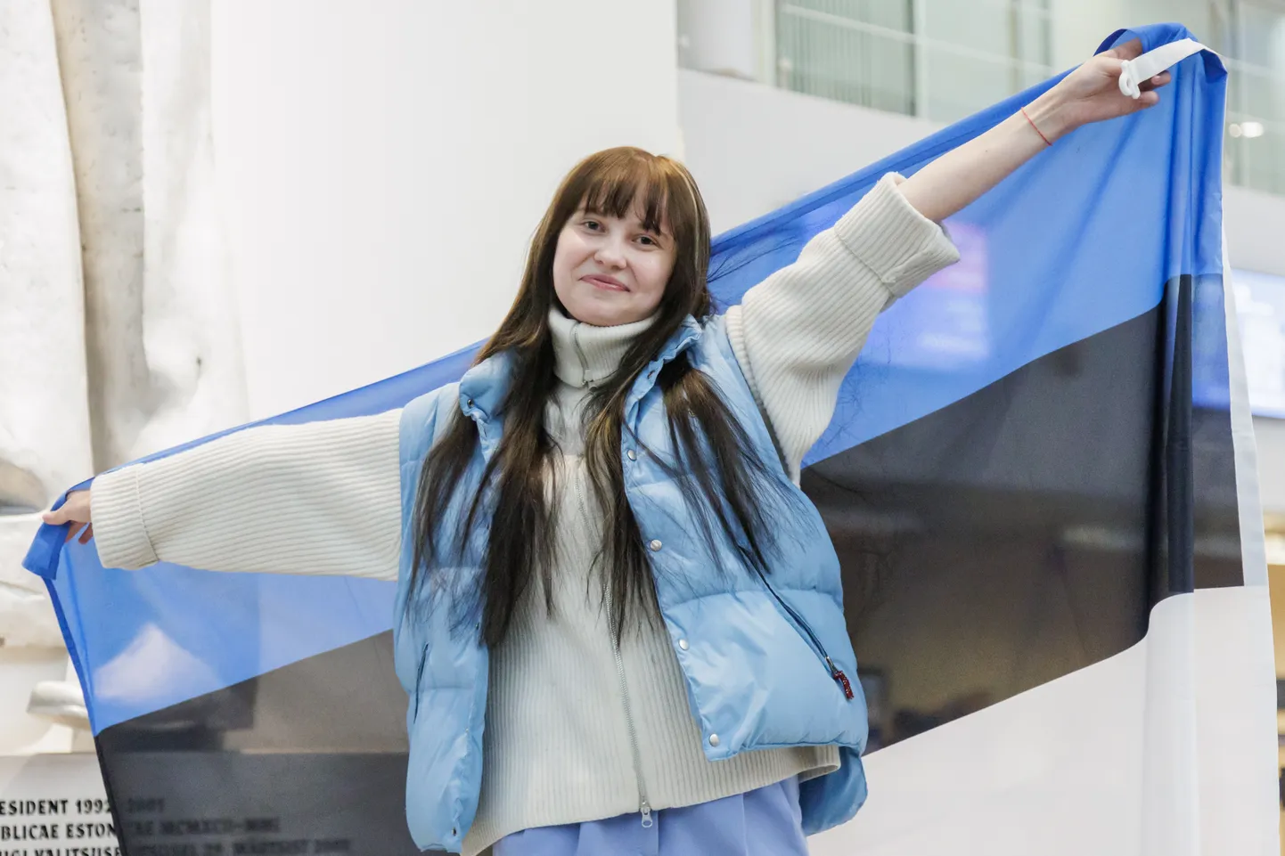 Алика Милова с эстонской командой Евровидения отправляется в Ливерпуль.