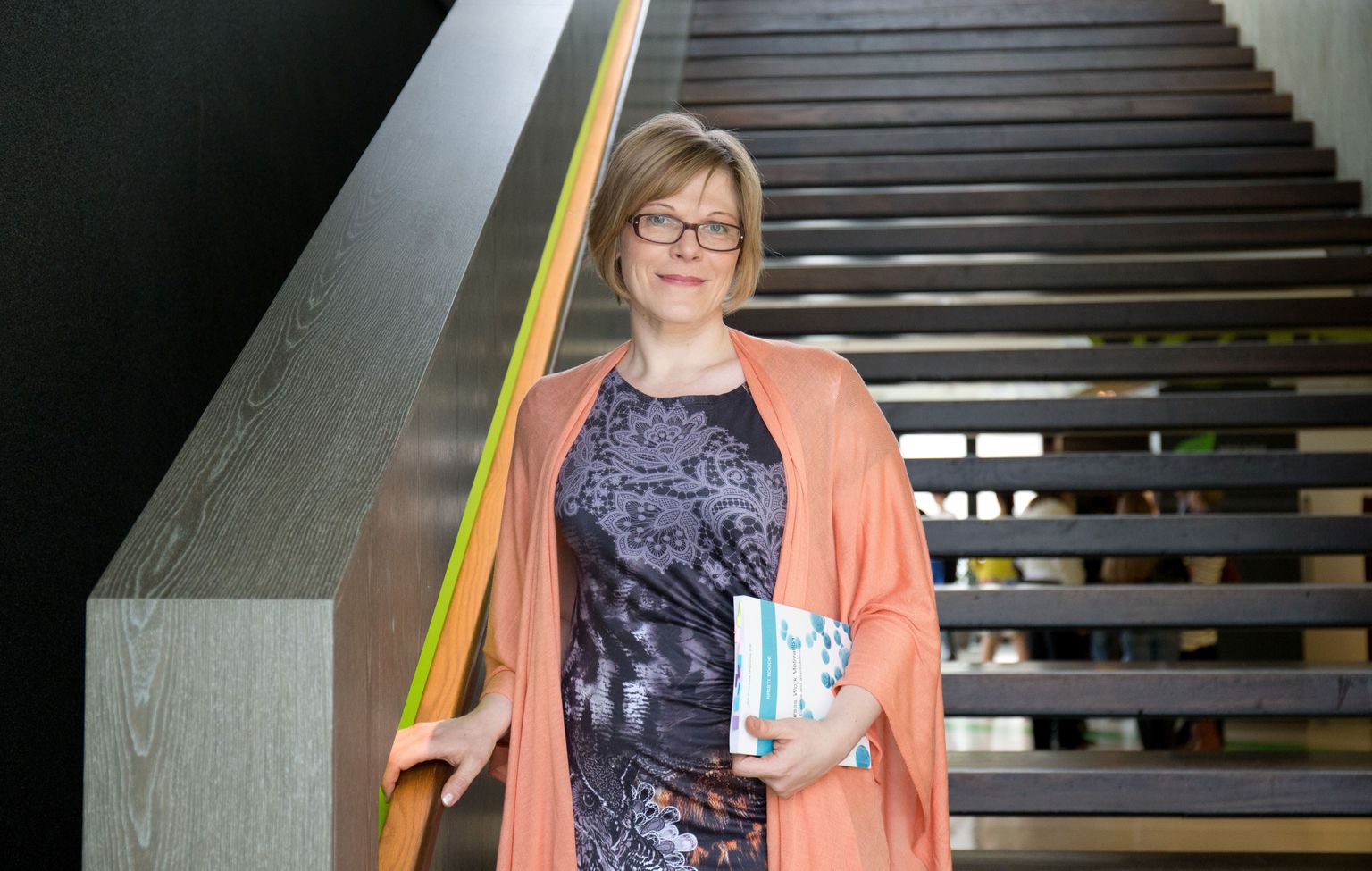 Soomes doktoritöö kaitsnud õendusjuht Kristi Toode ütles eile, et huvi õdede töömotivatsiooni vastu tekkis tal töö käigus Tartu ülikooli kliinikumis.