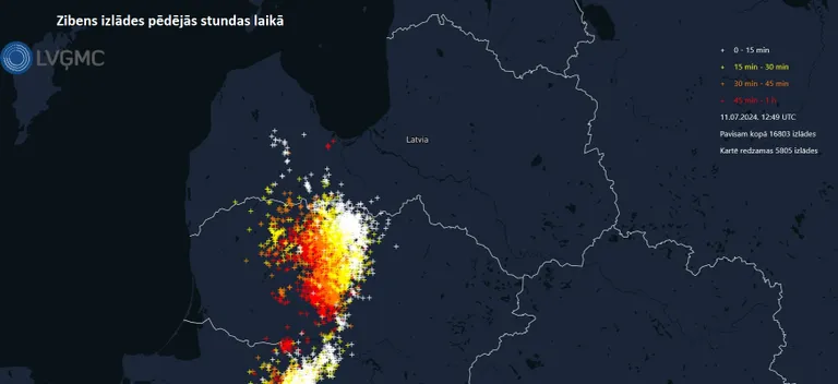 Разряды молний за последний час (до 16:00)
