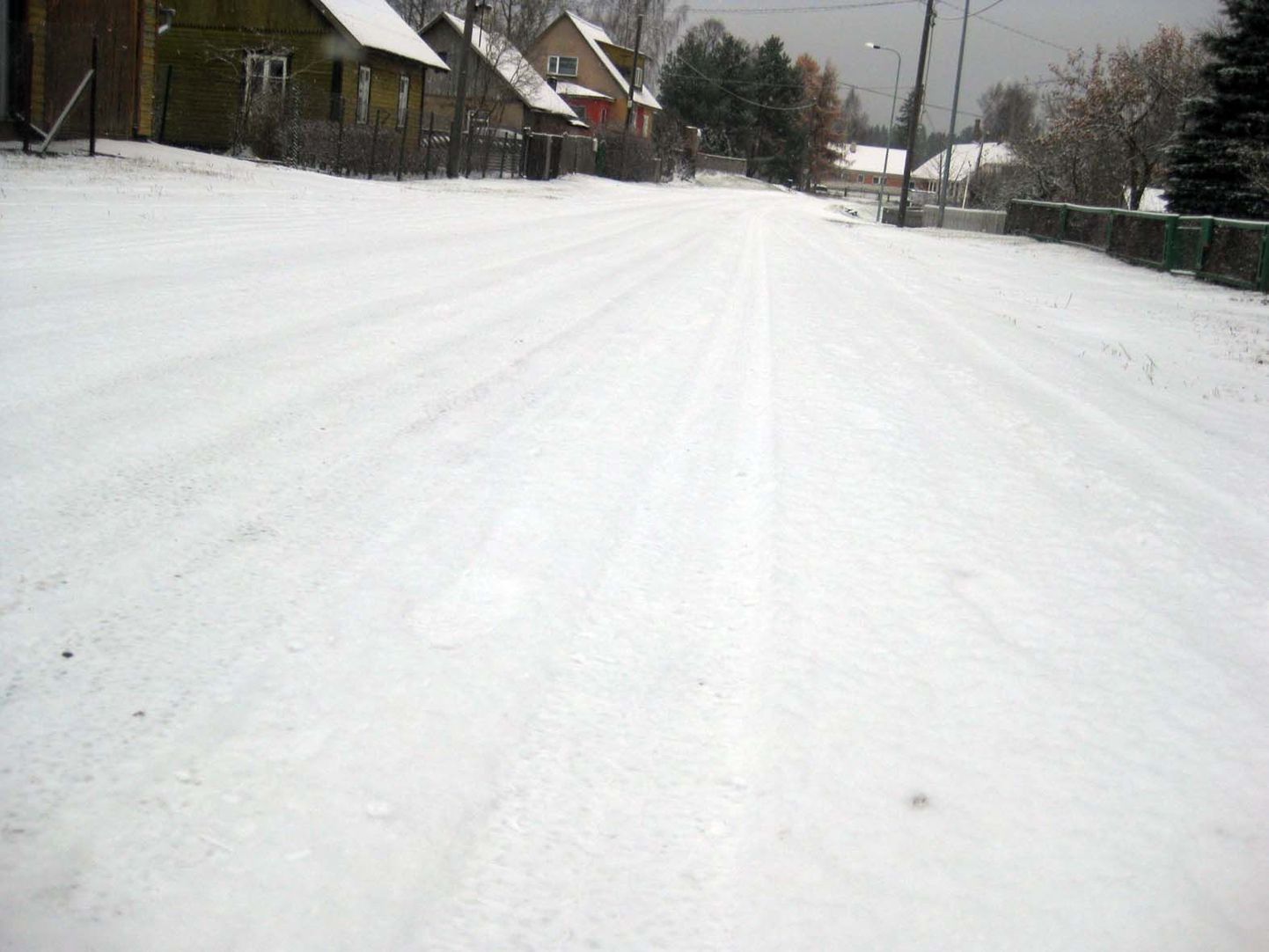 Tänahommikune lumine tee Tõrvas.