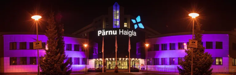 Pärnu haigla värvus eile õhtul rahvusvahelise enneaegsete laste päeva puhul sirelilillaks.
