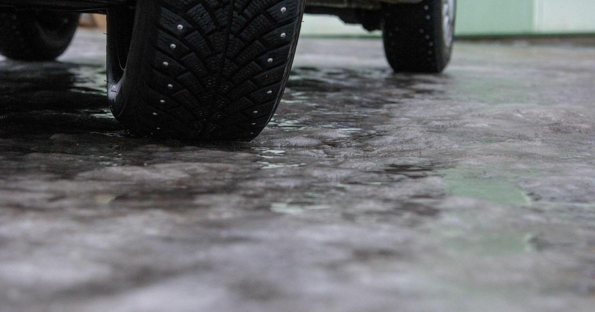 Transpordiamet hoiatab: mitmes maakonnas on jäävihma ja libeduse tõttu väga rasked ilmaolud Transpordiamet hoiatab: mitmes maakonnas on jäävihma ja libeduse tõttu väga rasked ilmaolud