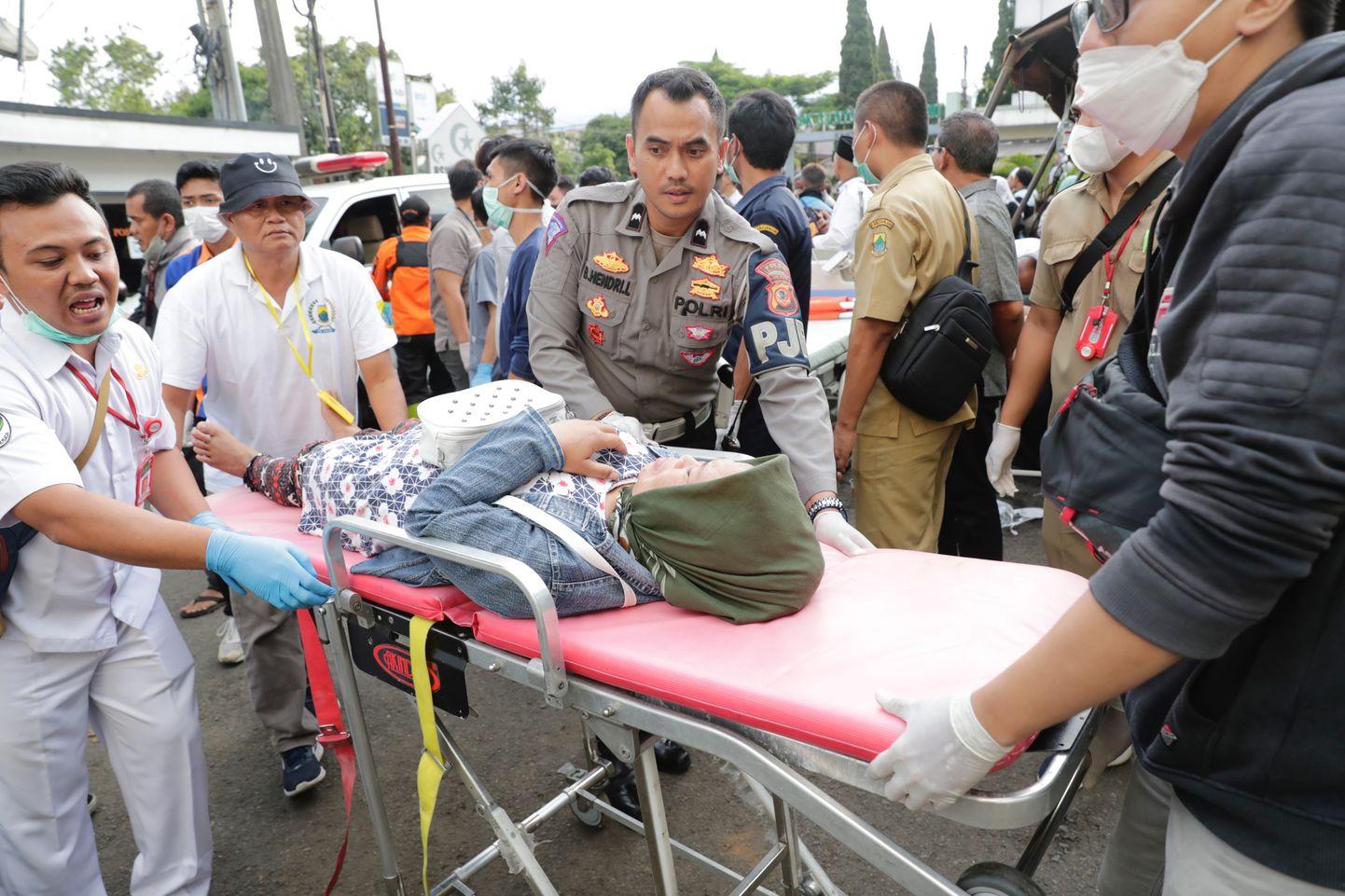 Indoneesiat raputas surmav maavärin.
