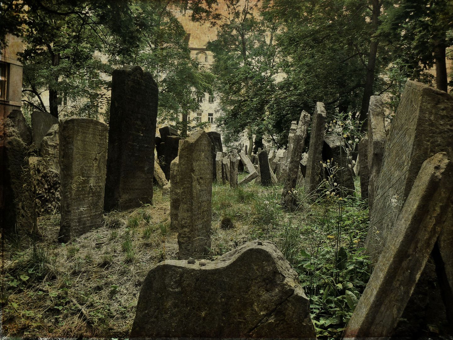 Vana surnuaed. Foto on illustratiivne.