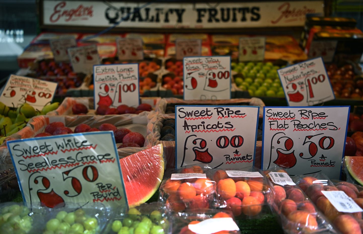 Priimad puuviljad Londoni turuletil 24. mail 2023.