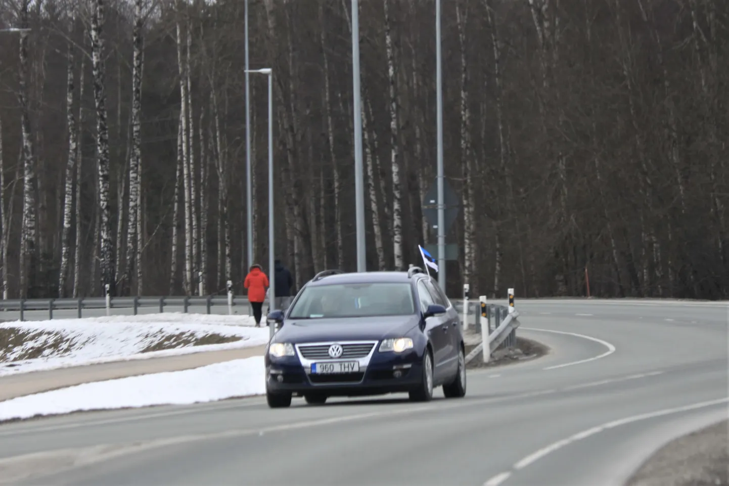 Täna lõunal jäi silma vaid üks protestiaktsiooniga kaasa läinud autoomanik.
