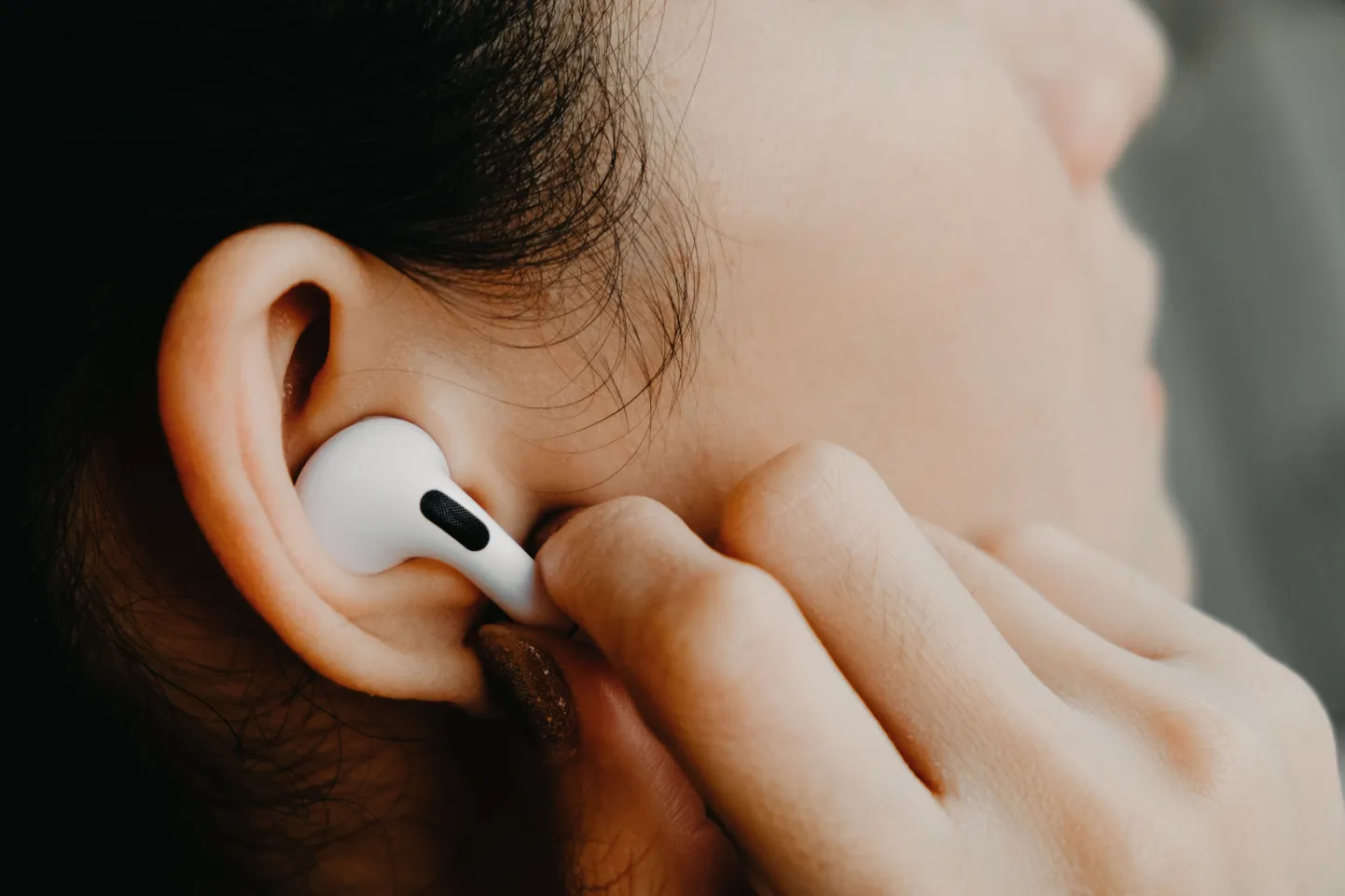 Mürasummutavad kõrvaklapid võivad põhjustada halba enesetunnet.