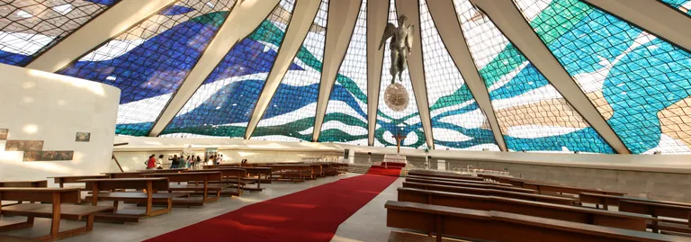 Braziljas katedrāles interjers