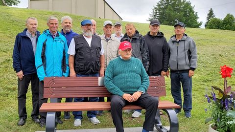 JUHTKIRI ⟩ Väärikas tänukummardus suurmehele