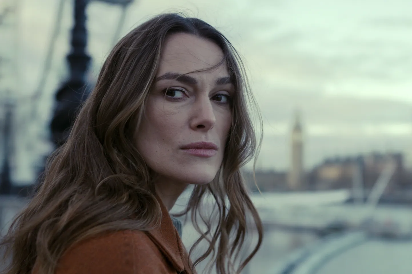 Keira Knightley filmis «Black Doves».