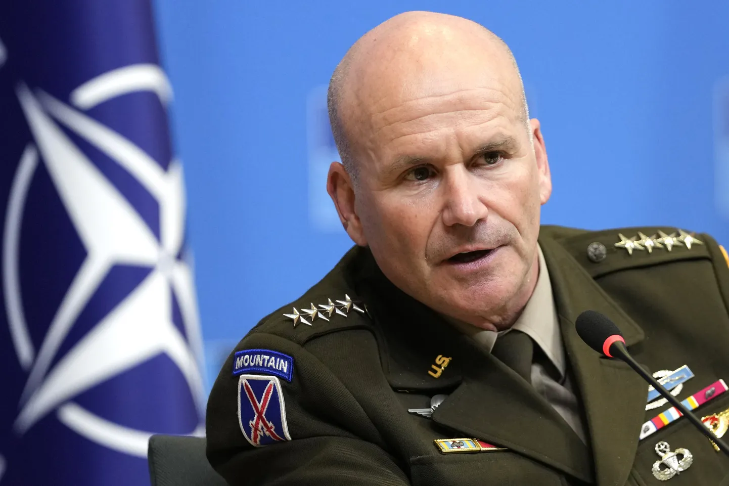 Praegu on NATO Euroopa liitlasvägede ülemjuhatajaks USA kindral Christopher Cavoli.